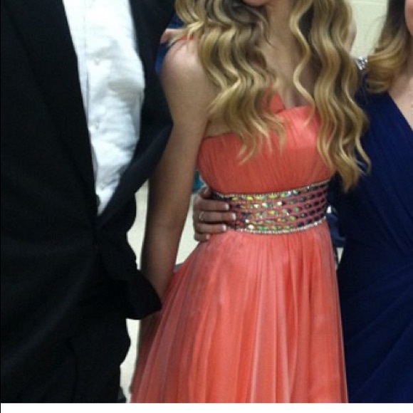 Prom Dress - Picture 2 of 4